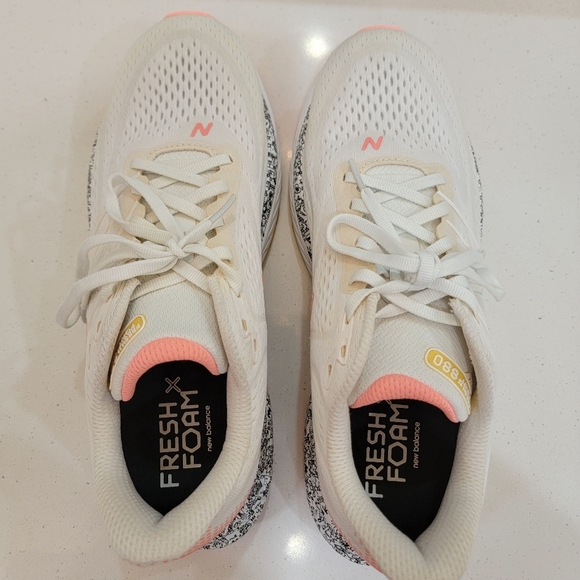 The New Balance Fresh Foam X 880v13 - Picture 10 of 11